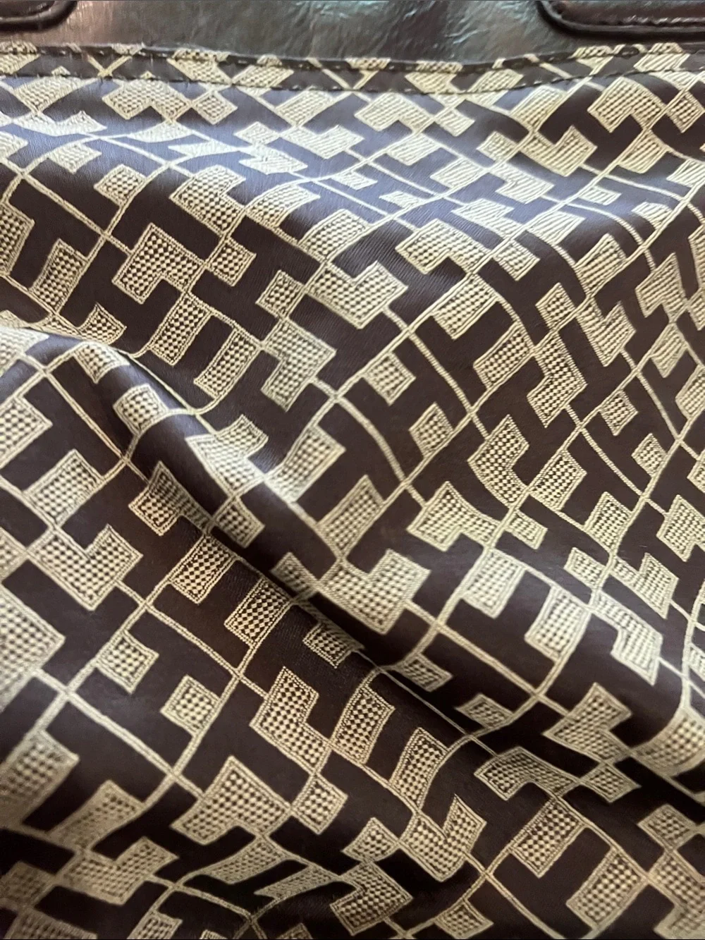Tommy Hilfiger Brown and Cream Signature Stripe Tote